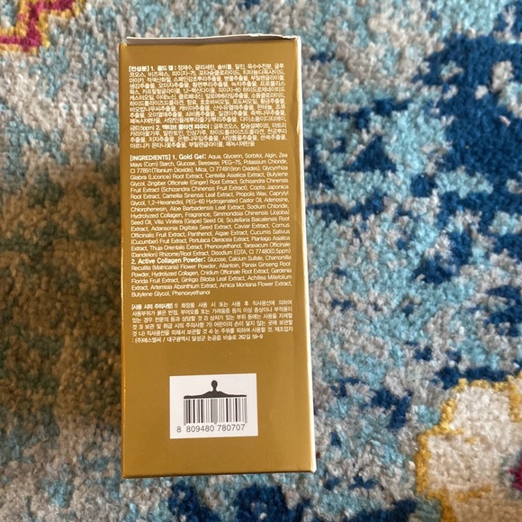 ShangPreE Gold Premium Modeling Mask - Picture 4 of 4